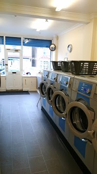 Park Lane Launderette & Dry Cleaners in Hornchurch, Greater London RM11 1BH